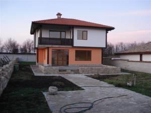 Болгария , Варна , Красивый дом для продажа находится в 18 км далеко от море  Город Уфа Bulgaria2.jpg